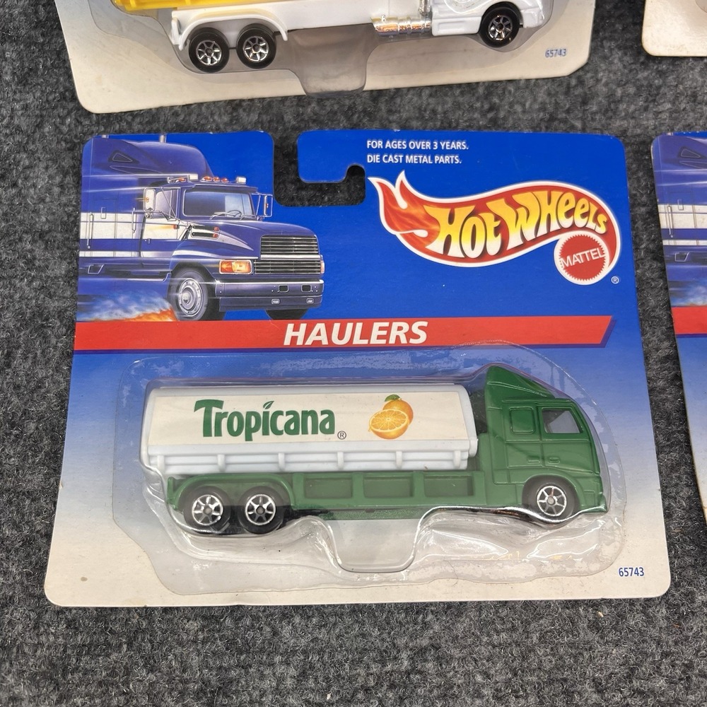 Lot Of 6 Hot Wheels Haulers Tractor Trailers 1996 NIP McDonald's Tropicana - Picture 2 of 9